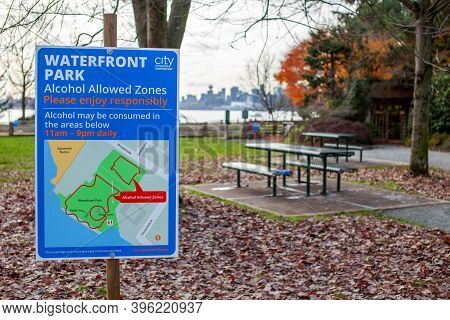 North Vancouver, British-columbia / Canada - 21/11/2020: In Lower Lonsdale's Waterfront Park, An Are