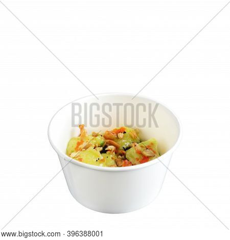 Shrimps In Sweet Wasabi Mayo Sauce. Vasabi Prawns In Green Spicy Dish. Asian China Or Thai Crunch Se