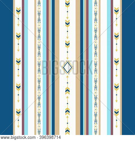 Seamless Ethnic Pattern With Geometric Shapes