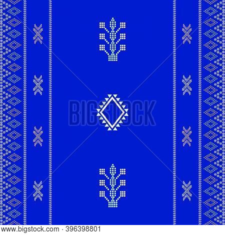 Seamless Ethnic Pattern. Aztec Tribal Ethnic Seamless Pattern With Geometric Shapes Beautiful Print