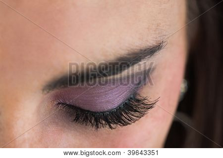 Close-up de compo de olhos esfumaçados