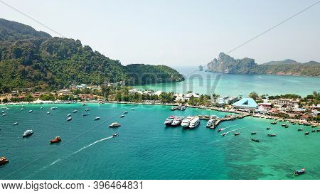 Turquoise Clear Water. Yachts, Boats Floating. Water Gradient From Light To Dark Blue. Phi Phi Don I