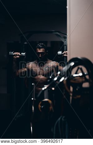 Muscular Male Athlete Image & Photo (Free Trial) | Bigstock
