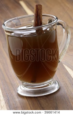 hot fresh apple cider