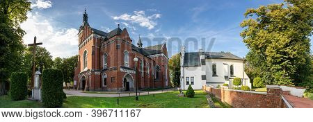 Wawolnica, Poland - August 24,2020: Church Of St. Adalbert And Chapel Of The Miraculous Statue Of Ou