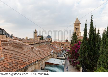 Jerusalem, Israel, November 14, 2020 : The Muristan Street And The Lutheran Church Of The Redeemer I