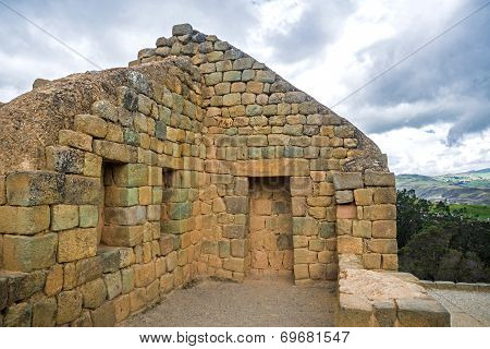 View of the ancient Inca ruins of Ingapirca