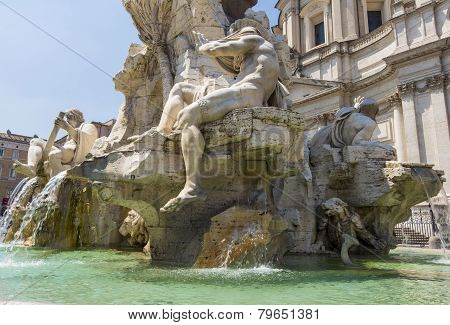 Fontana Dei Quattro Fiumi, Piazza Navona In Rome
