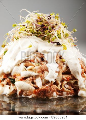 Tuna Salad With Cabage And Sprout