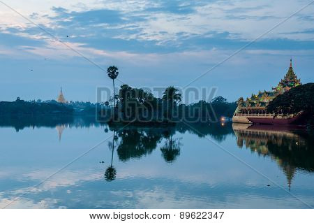 Shwedagon Pagoda