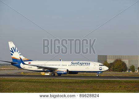 Frankfurt Airport - Boeing 737-800 Of Sunexpress Takes Off