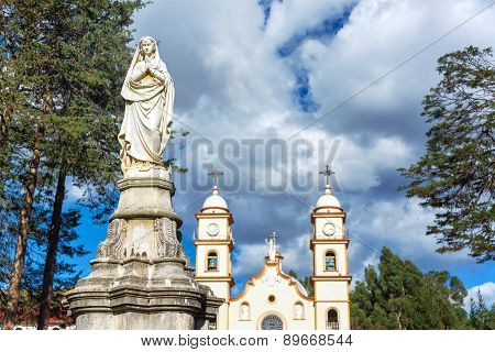 Statue And Santa Rosa De Ocopa Convent