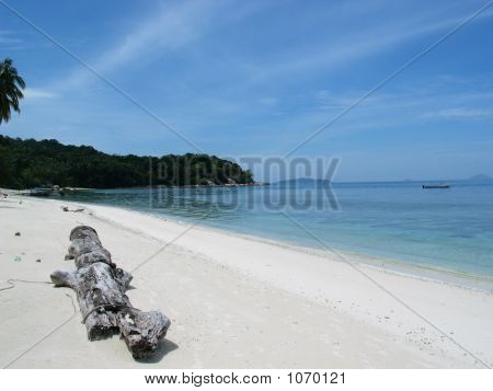 Lang Tengah ilha