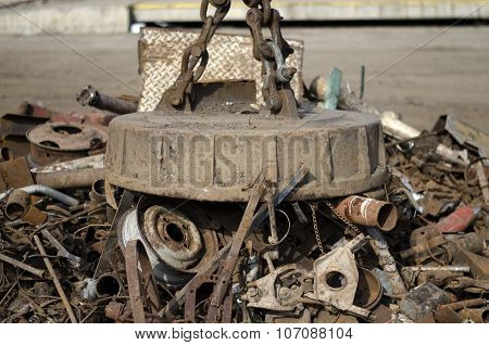 Scrap metal electro magnet