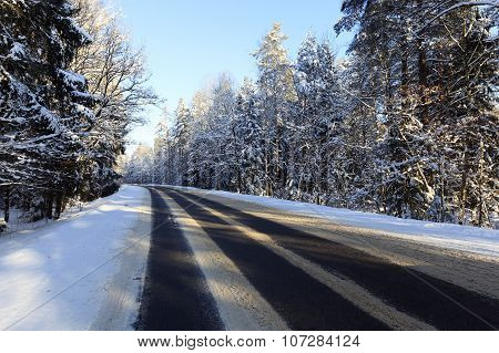 road  with snow