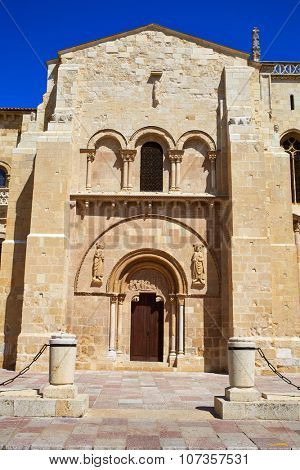 Leon San Isidoro church by the way of saint James at Castilla Spain