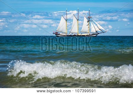 Windjammer In Warnemuende