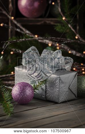 Christmas Decor On The Vintege Table