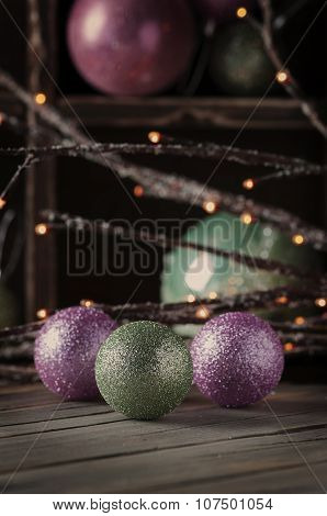 Christmas Decor On The Vintege Table