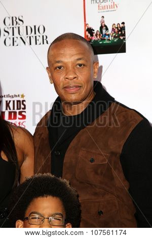 LOS ANGELES - NOV 7:  Dr. Dre, Andre Romelle Young at the Kids In The Spotlight's Movies By Kids, For Kids Film Awards at the Fox Studios on November 7, 2015 in Century City, CA