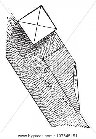 Chantignole, vintage engraved illustration. Industrial encyclopedia E.-O. Lami - 1875.