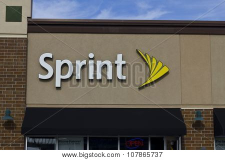 Indianapolis - November 2015: Sprint Retail Wireless Store.