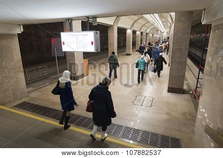 Nizhny Novgorod RUSSIA - 02.11.2015. People go at the Gorkovskaya metro station.