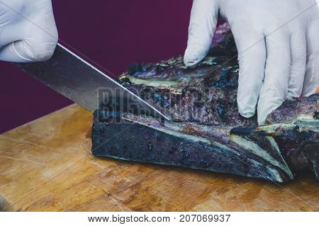 Cook In White Gloves Clean Cut Grilled Marble Beef