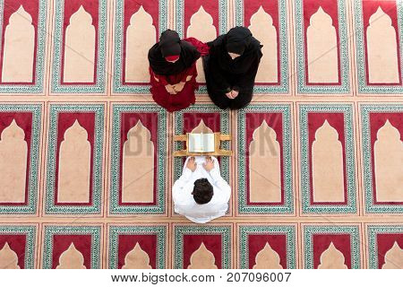 Muslim girl and the man marry by Muslim traditions.