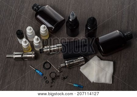 Adjustable electronic cigarette, Non carcinogenic alternative for smoking, vape