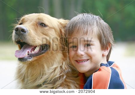 Erkek köpek sarılma