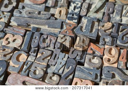Font type set arranged randomly