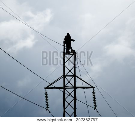 Assembly And Installation Of New Support Of A Power Line