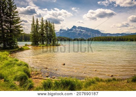 Two jack lake in Banff National Park with Mt. Rundle in the background.