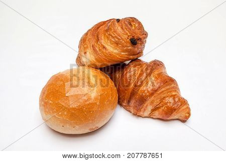 an Hard roll call it in Dutch Pistolee and croissant