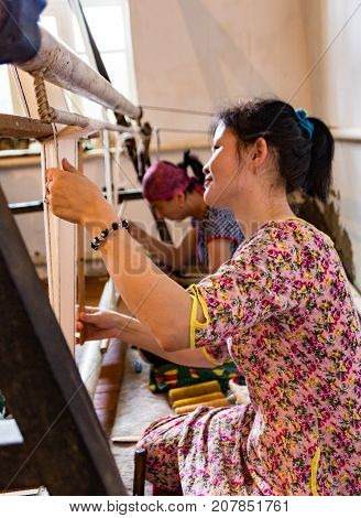 Women Work At Looms In Kyrgyzstan