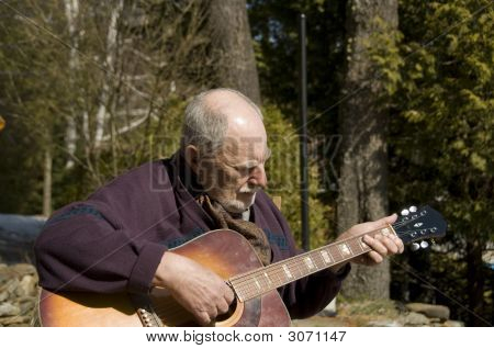 Starszy gitarzysta