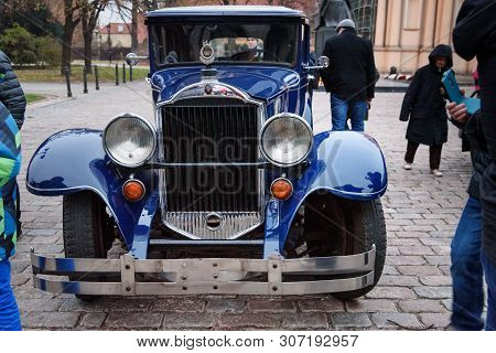 Warsaw, Poland - November 11, 2018: Vintage Car 1929 Packard 645 Deluxe Eight On The Street In Indep