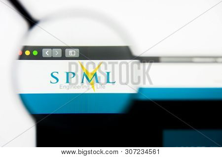New York, New York State, Usa - 19 June 2019: Illustrative Editorial Of Spml Infra Website Homepage.
