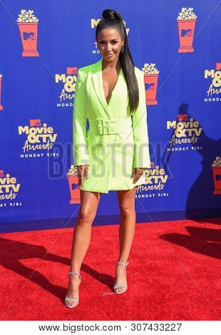 LOS ANGELES - JUN 15:  Scheana Shay arrives for the MTV Movie & TV Awards 2019 on June 15, 2019 in Santa Monica, CA