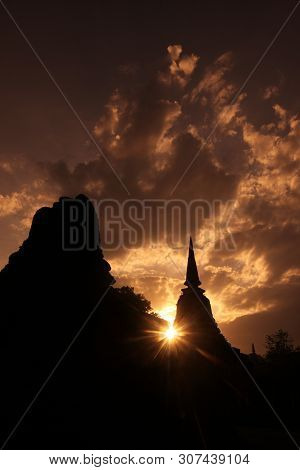 Asia Thailand Sukhothai Temple Wat Chang Lom