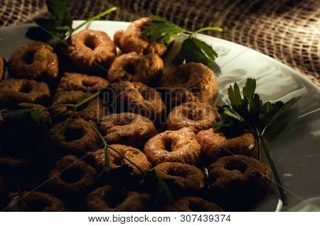 Tarallini Tarallo Taralli Italian Drying Bagels In Rustic Style