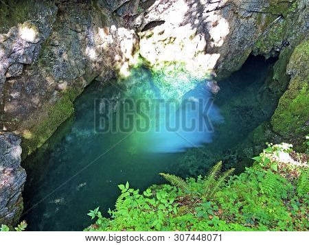 The Cave And The Source Hundsloch By The Alpine Lake Wagitalersee Or Waegitalersee, Innerthal - Cant