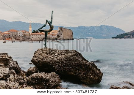 Budva, Montenegro - 05 November 2018 : Beautiful View Of The Sculpture Ballerina Dancer Of Budva At 