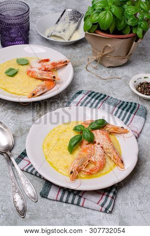 Large Untreated Shrimp With Polenta