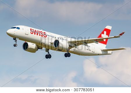 Moscow, Russia - June 21, 2019: Aircraft Bombardier Cseries Cs300 Hb-jck Of Swiss Airline Landing At