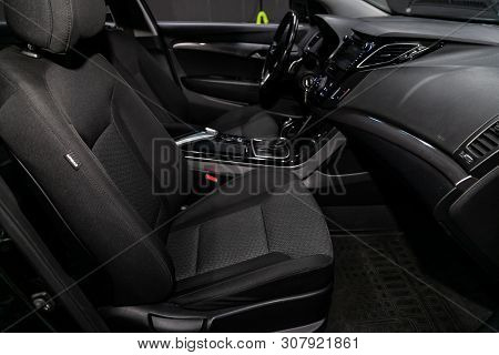 Novosibirsk, Russia - June 18, 2019:  Hyundai I40, Close-up Of The Dashboard, Adjustment Of The Blow