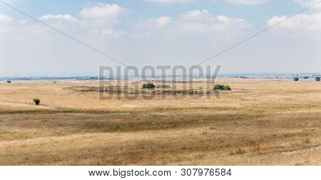 The Remnants Of The Megalithic Complex Of The Early Bronze Age  - Wheels Of Spirits - Rujum Al-hiri 