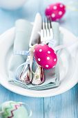 Easter place setting with polka dotted easter eggs