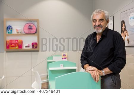 Serial Entrepreneur Ian Fuhr Inside One Of His Beauty Salon Stores